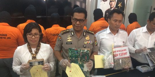 Polisi ungkap 2 SPBU di Tangerang & Ciputat curangi konsumen dengan kurangi takaran