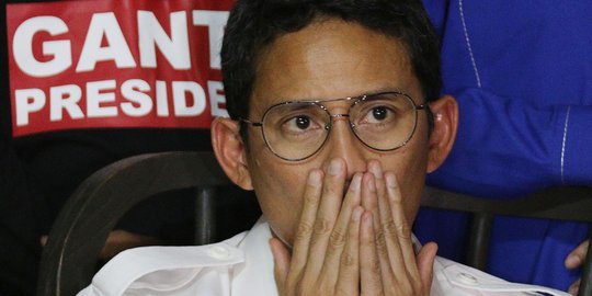 Sandiaga siap eksekusi perintah Jokowi, bus di Jakarta gunakan energi listrik