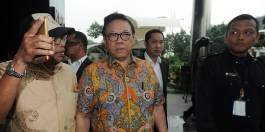 Agung Laksono harap MK tolak uji materi masa jabatan presiden-wapres