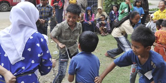 Pengungsi korban gempa Kalibening mulai alami ISPA dan hipertensi