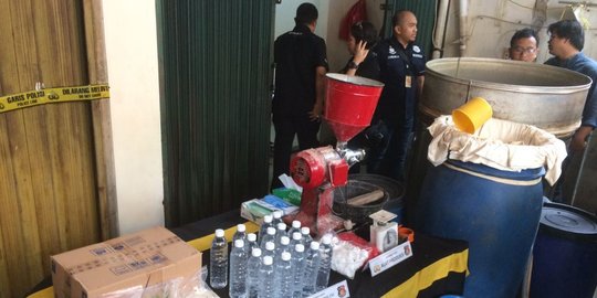 Polisi gerebek rumah jadi tempat pembuatan ciu di Tambora