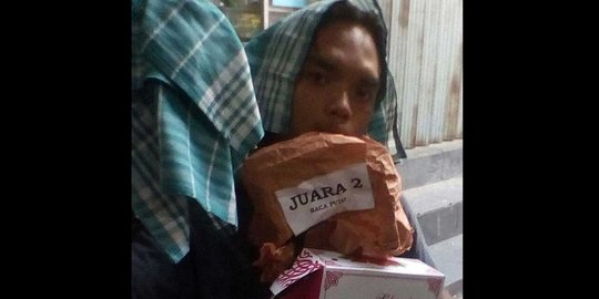 Lomba baca puisi Hardiknas Banten, juara 2 cuma dihadiahi serbet