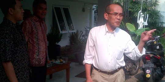 Faisal Basri: Menteri Rini sakti, lakukan banyak kesalahan tetap dipertahankan Jokowi