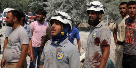 AS berencana bekukan dana bantuan bagi White Helmets