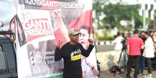 Sudah dilarang berkegiatan politik, relawan #GantiPresiden2019 masih ramaikan CFD