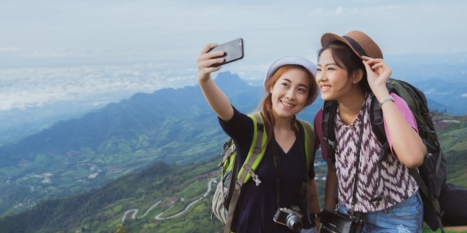 Ide hadiah untuk teman yang hobi traveling