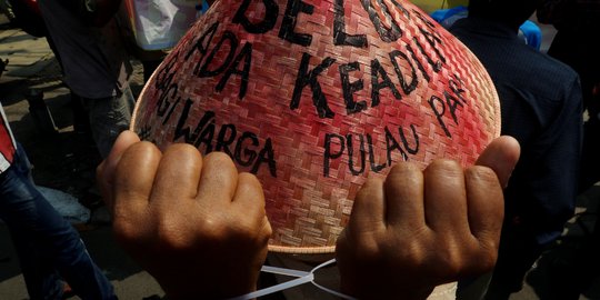 Tolak kriminalisasi nelayan, warga Pulau Pari geruduk PN Jakut