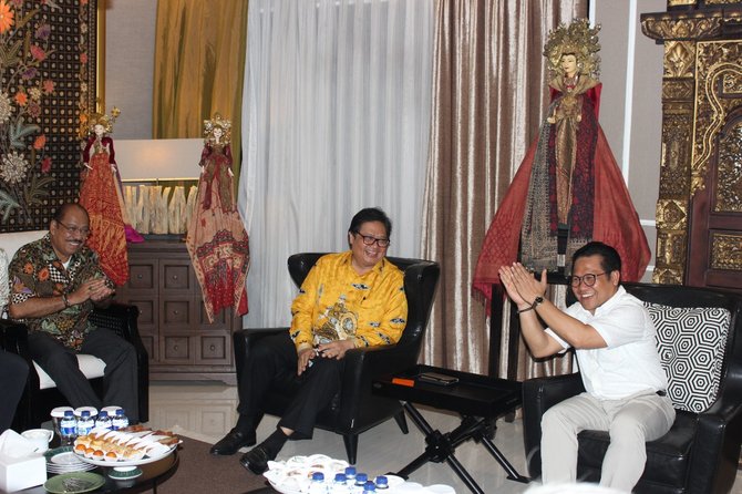 ketum golkar airlangga hartarto disambangi ketum partai kebangkitan bangsa muhaimin iskandar