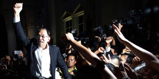 Pemimpin oposisi Malaysia desak warga pilih Mahathir Mohamad
