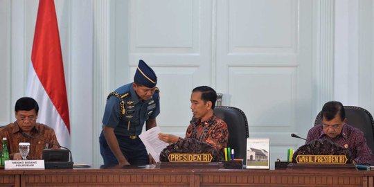 3 Curhat para menteri baru tahu cara kerja Jokowi