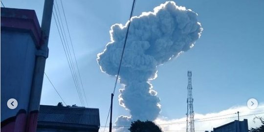 Meletus, tinggi kolom Gunung Merapi capai 5.500 meter, status normal