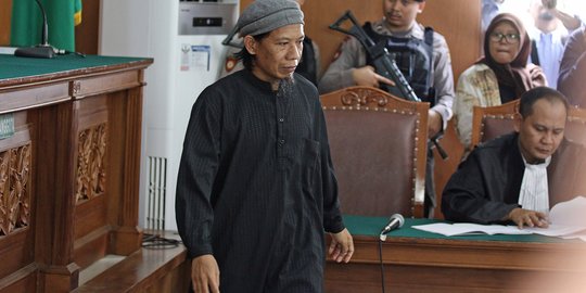 Sidang tuntutan Aman Abdurrahman ditunda