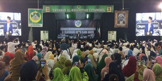 Jokowi janji beri KH Syam'un gelar pahlawan nasional