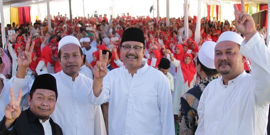 Lewat Medsos, Gus Ipul langsung ungkapkan rasa keprihatinan ledakan bom di Surabaya