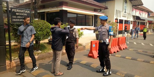 Cegah aksi teror, pengunjung dilarang masukkan motor ke Mapolres Tangerang