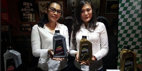 Evalube pasarkan dua produk pelumas untuk motor sport 250 cc dan skuter