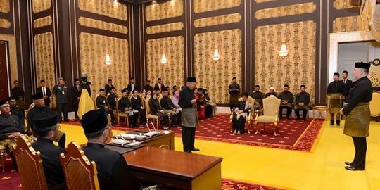 perdana menteri tertua di dunia rev3