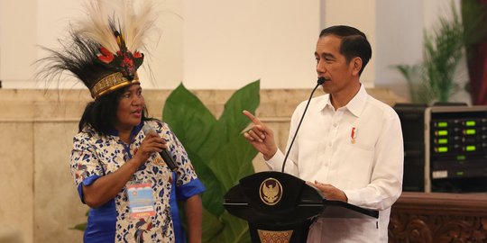 Presiden Jokowi angkat empat stafsus baru bidang keagamaan, komunikasi dan ekonomi