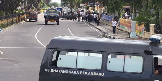 Terduga teroris serang Mapolda Riau, 2 polisi terluka