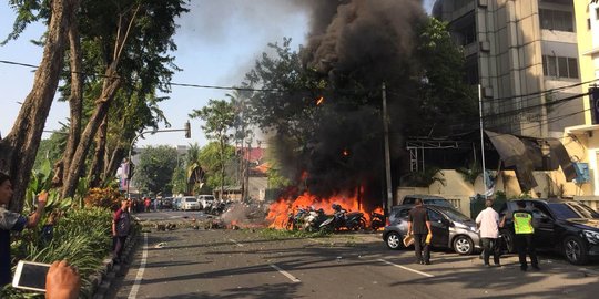 3 Truk isi bom & bahan peledak sitaan terkait bom Surabaya dan Sidoarjo dimusnahkan