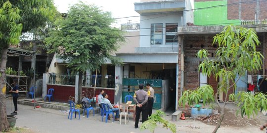 Enam bulan terakhir, terduga teroris Dedy larang anaknya sekolah