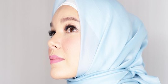 7 Cara Memakai Jilbab Modis Dan Modern Dengan Tutorial Plus Gambar Merdeka Com