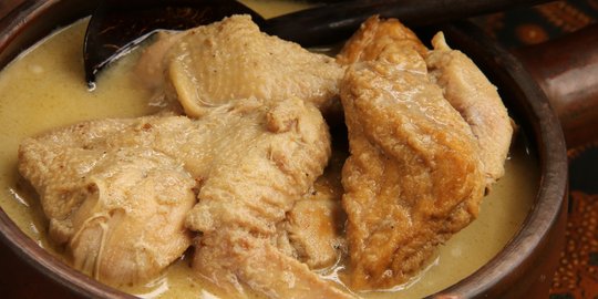 5 Resep  cara membuat opor  ayam  sederhana yang enak  untuk 