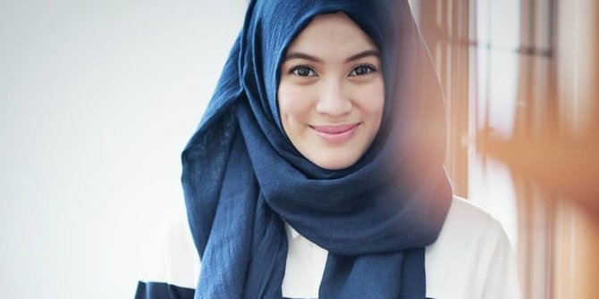 Hijab Syari Yg Cocok Untuk Wajah Bulat