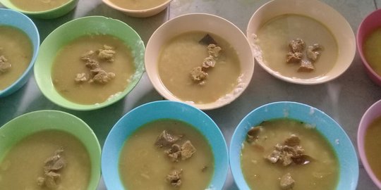 Bubur India, menu berbuka ratusan tahun di Masjid Pekojan Semarang