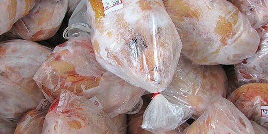 Harga daging ayam terus melonjak hingga Rp 42.000