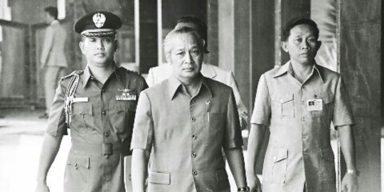 Deretan teror bom era Soeharto, targetnya Masjid Istiqlal & Borobudur