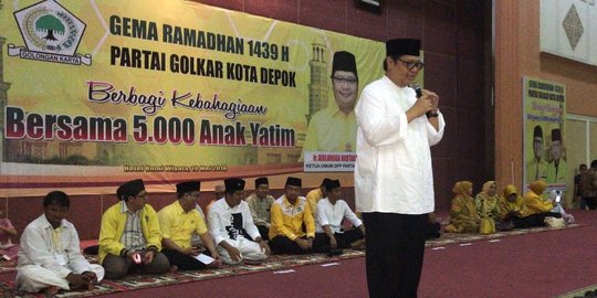 Golkar santuni yatim piatu, Airlangga sebut bagus untuk konsolidasi Pilkada