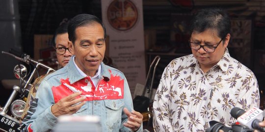 Penjelasan Jokowi soal aturan tenaga kerja asing hingga upah di Indonesia