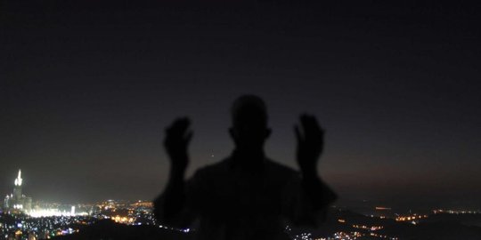 enggan memandang sesuatu diharamkan allah rev1