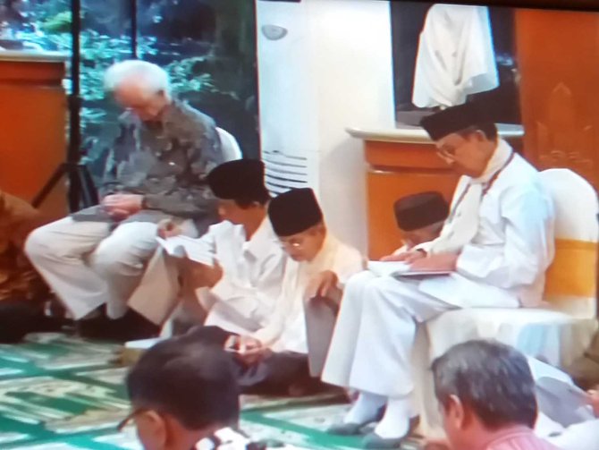 haul ke 8 wafatnya istri bj habibie