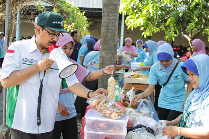 puti kunjungan ke pt pertemuan dua lautan perdula mitra pembuat sigaret mps ngoro jombang