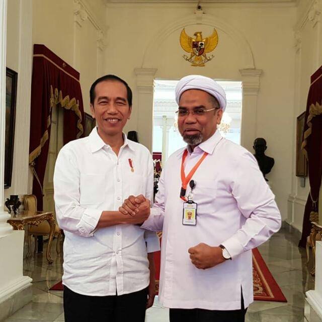 ali mochtar ngabalin dan jokowi