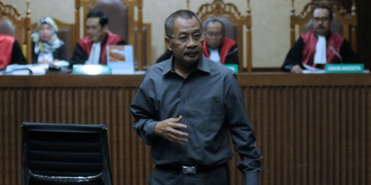 Mantan ketua PT Manado jalani sidang nota pembelaan