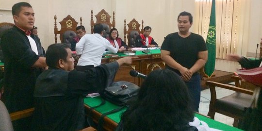 Jual bagian tubuh satwa dilindungi via medsos, Ilyas dihukum 2 tahun penjara