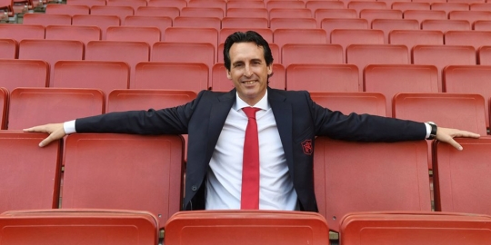 Mau Emery Sukses, Arsenal Haram Pelit - Unai-emery 