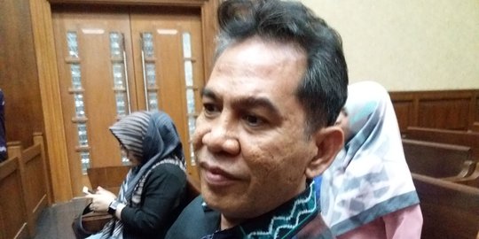 Bupati Hulu Sungai Tengah didakwa terima suap Rp 3,6 miliar