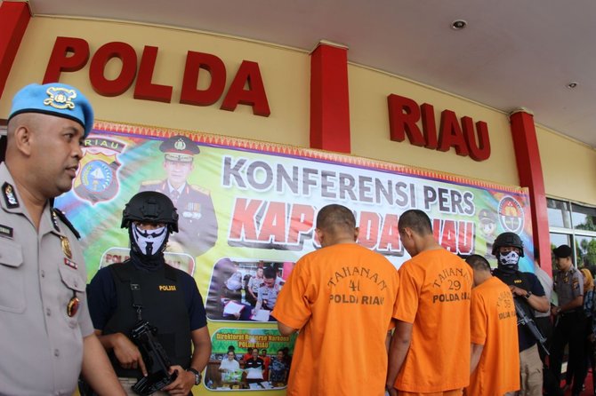 polda riau gagalkan penyelundupan 29 kg sabu