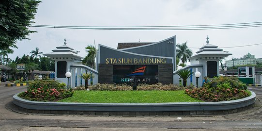 Wisata Bandung Yang Dekat Stasiun Asep Indonesia