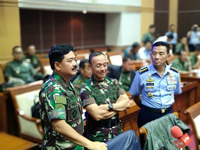 panglima tni hadi tjahjanto di komisi i dpr ri