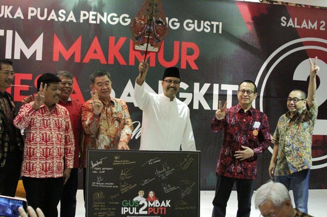 gus ipul hadiri buka puasa relawan barisan pendukung presiden joko widodo jokowi indonesia link