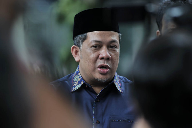 fahri hamzah dipanggil polda metro jaya