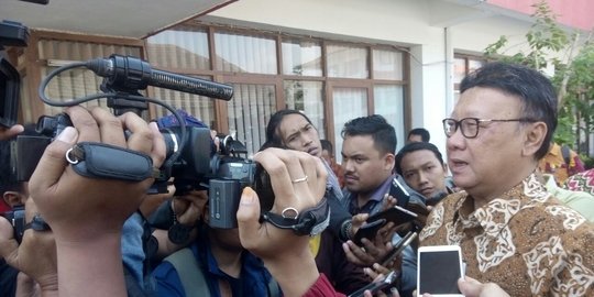 Ratusan e-KTP tercecer, Mendagri bakal bebastugaskan pejabat di Ditjen Dukcapil