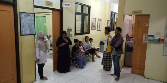 `Korban keracunan di Bogor trauma makan tutut'