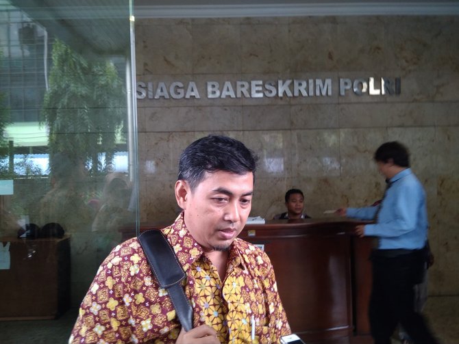 mahasiswa stipti datangi bareskrim polri