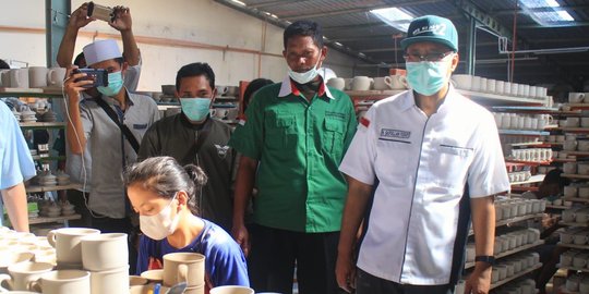 Gus Ipul targetkan industri keramik Jawa Timur kuasai pasar ekspor